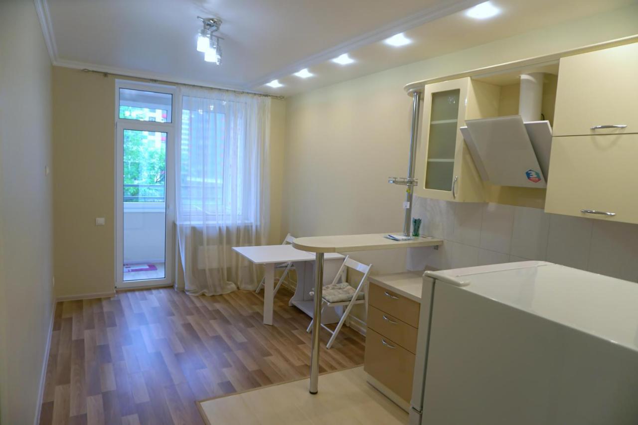 Посуточная Аренда Квартиры М. Левобережная Kiew Exterior foto